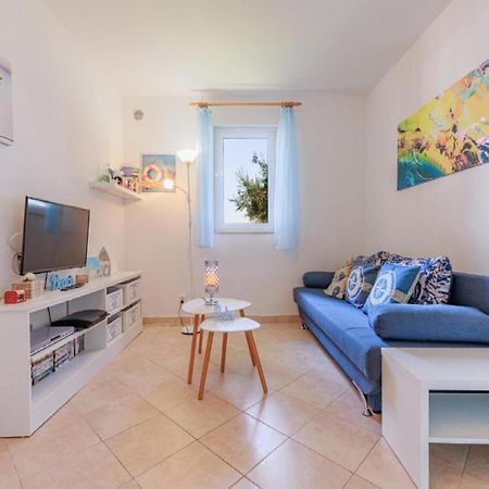 Lumbarda Resort Apartments מראה חיצוני תמונה
