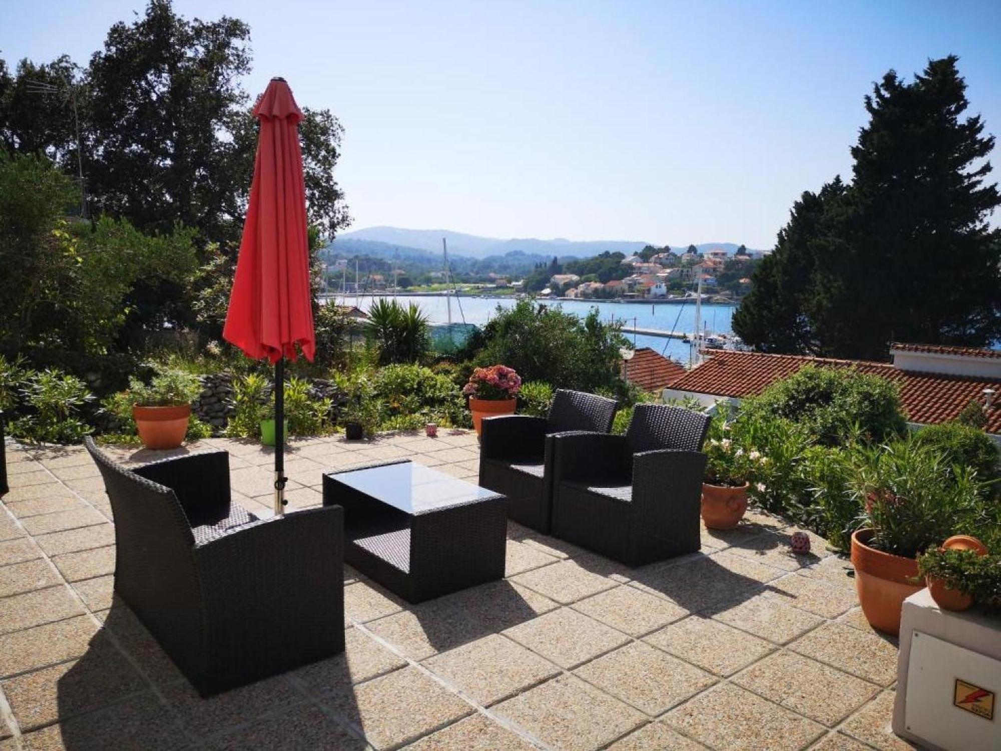 Lumbarda Resort Apartments מראה חיצוני תמונה