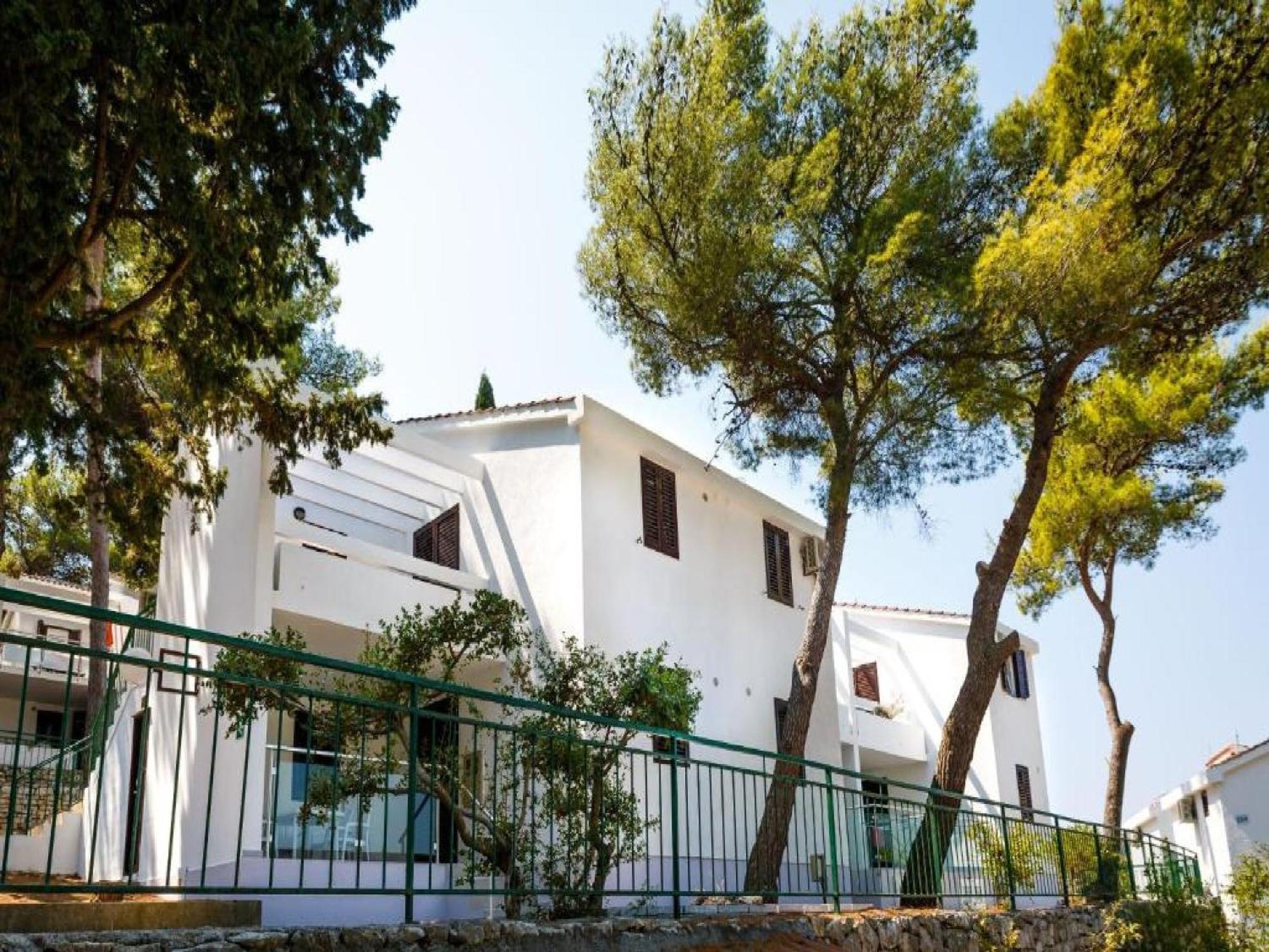 Lumbarda Resort Apartments מראה חיצוני תמונה