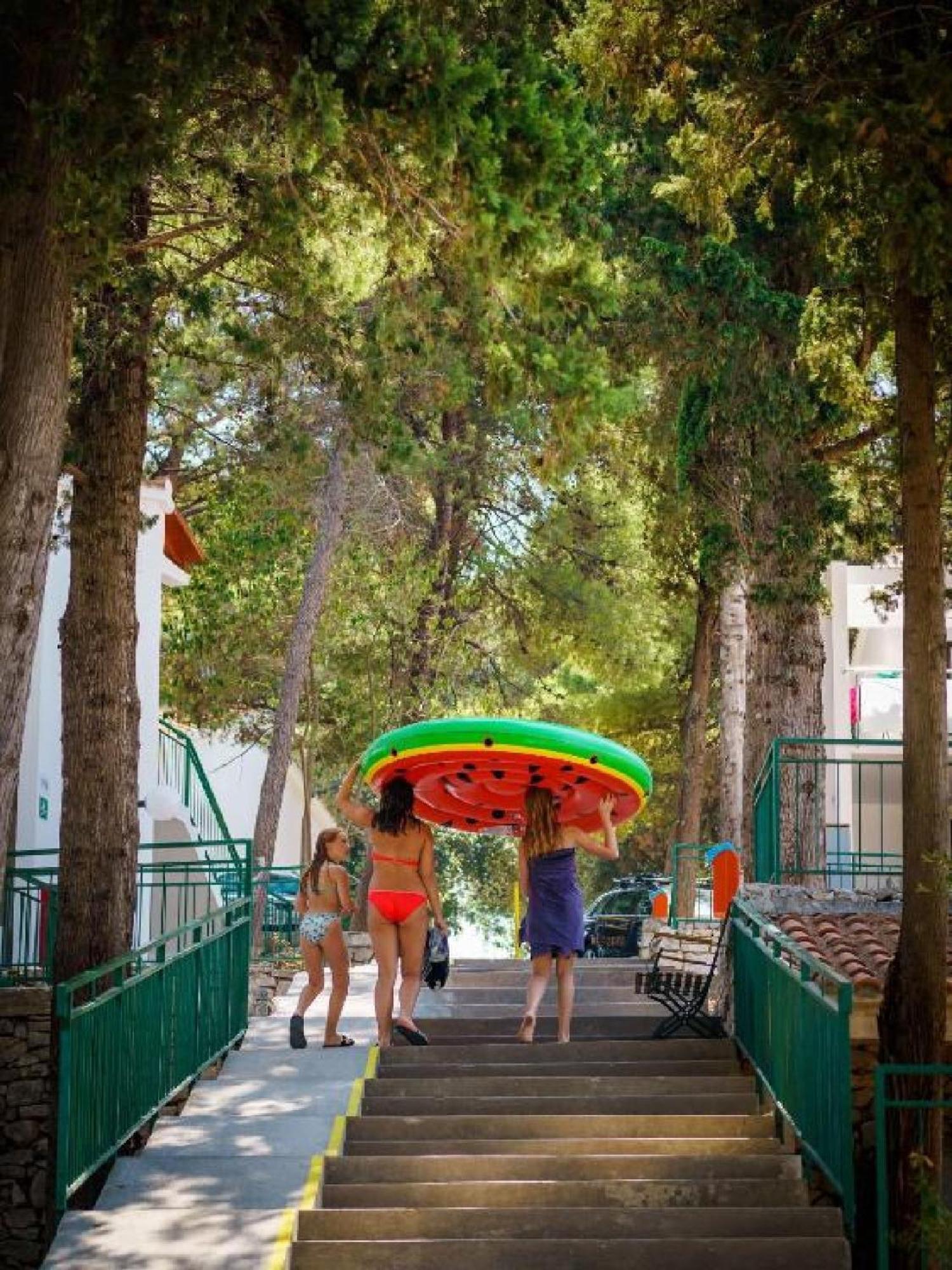Lumbarda Resort Apartments מראה חיצוני תמונה